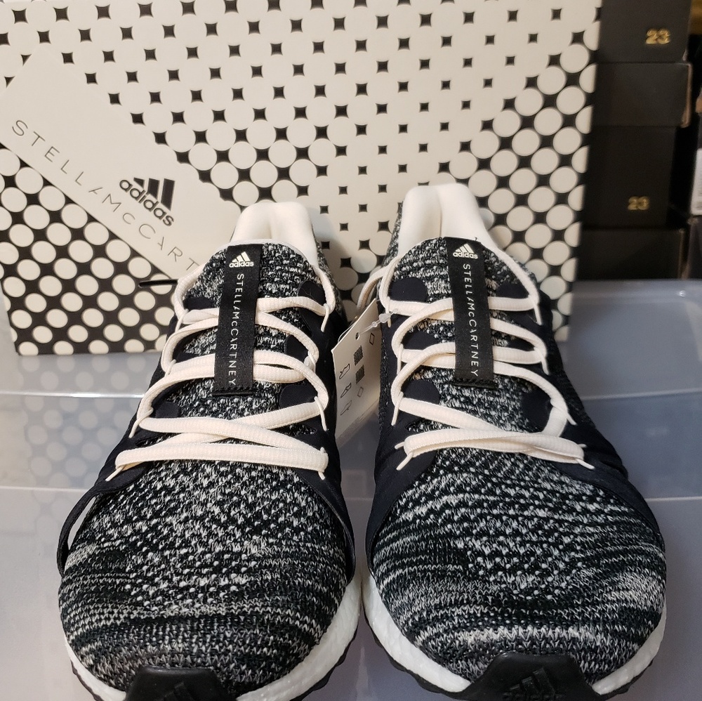 🚫SOLD!!!🚫Stella McCartney X Adidas Ultraboost - Picture 3 of 6